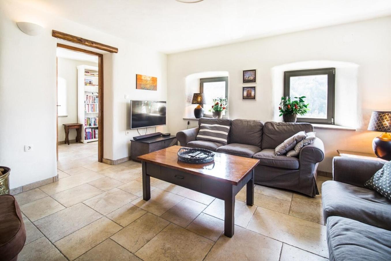 Kuninez, Holiday Home With Summer Kitchen Most na Soči 外观 照片